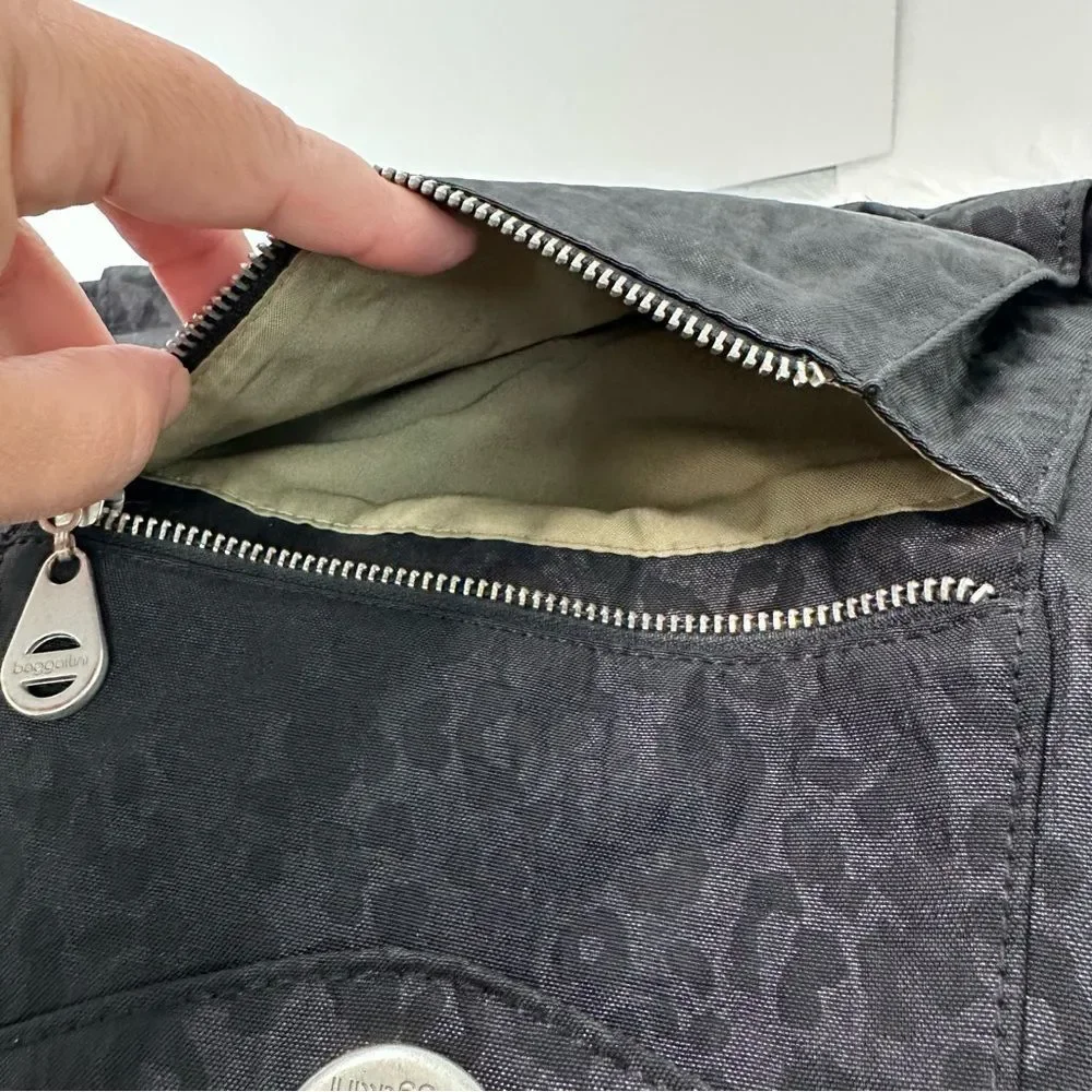 Baggallini Black‎ Leopard Print Bag